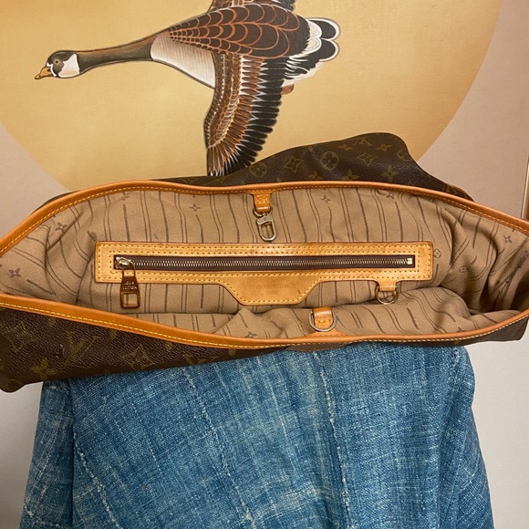 LOUIS VUITTON Monogram Delightful Brown Hobo Bag - Picture 11 of 15